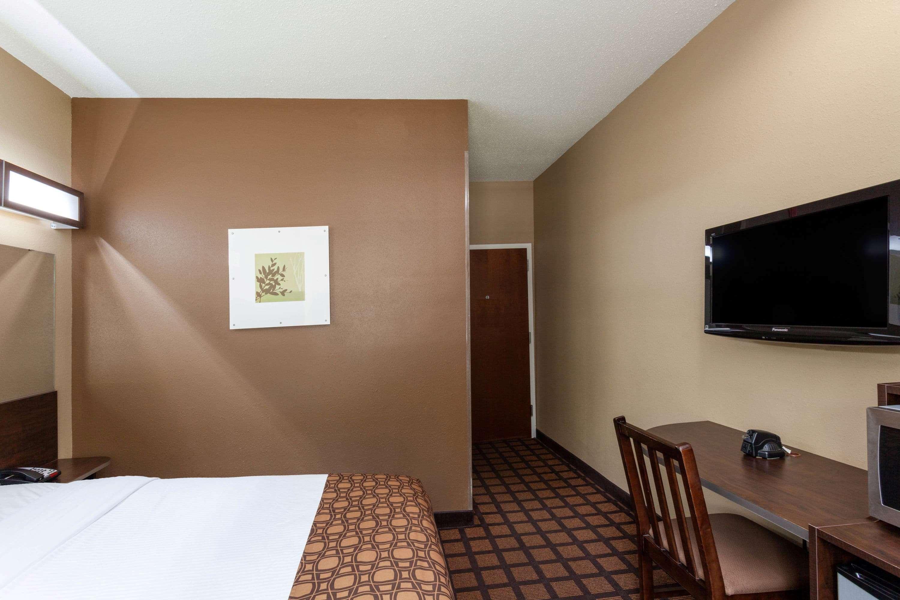 Microtel Inn & Suites By Wyndham Columbia Exterior photo